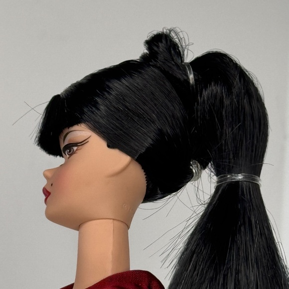 Chinoiserie Red Moon Barbie 2004 Silkstone BFMC Gold Label Brunette Fashion Doll - Picture 9 of 16